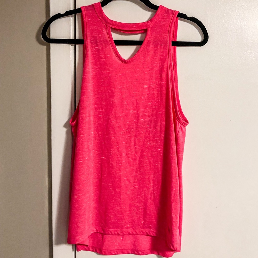 VSX KEYHOLE NECK OPEN BACK SPORT TANK SMALL